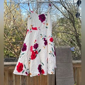 Old Navy White Floral Dress